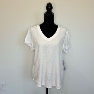 C|Sono White Short Sleeve V-Neck Tee (L)